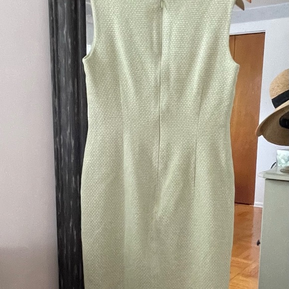 ESCADA | Vintage Designer Pastel Soft Silk Rayon Sleeveless Dress Zipper Back - Picture 4 of 5
